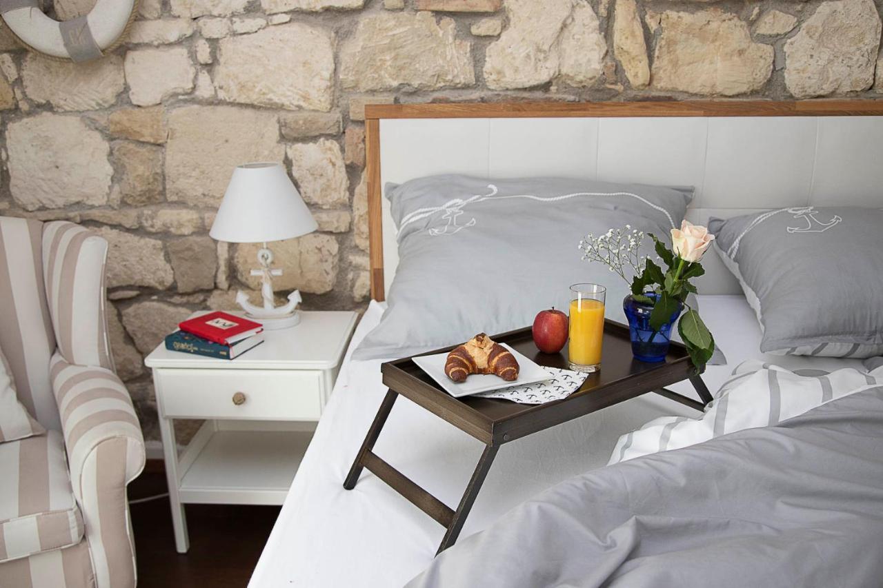 Captain'S Suite Neusiedl am See Bagian luar foto