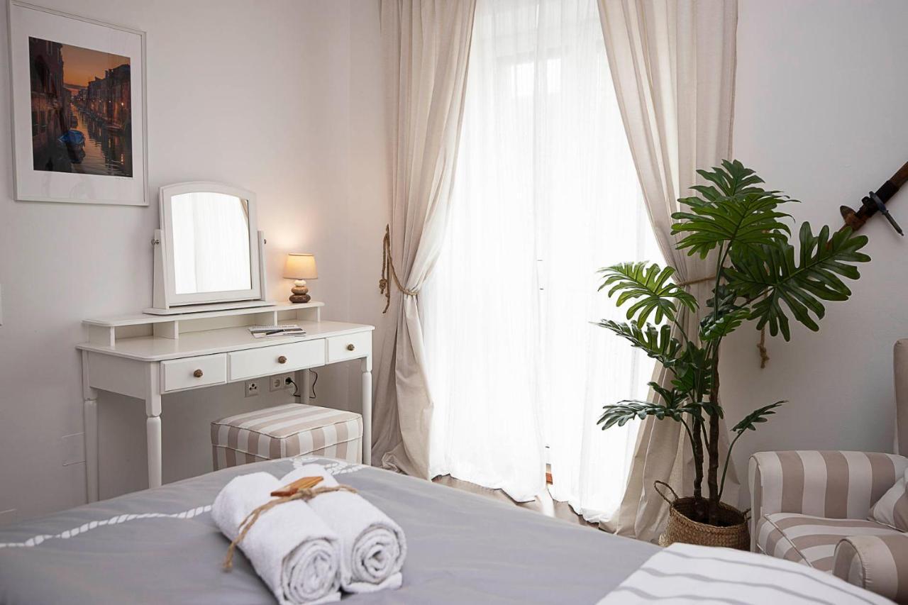 Captain'S Suite Neusiedl am See Bagian luar foto