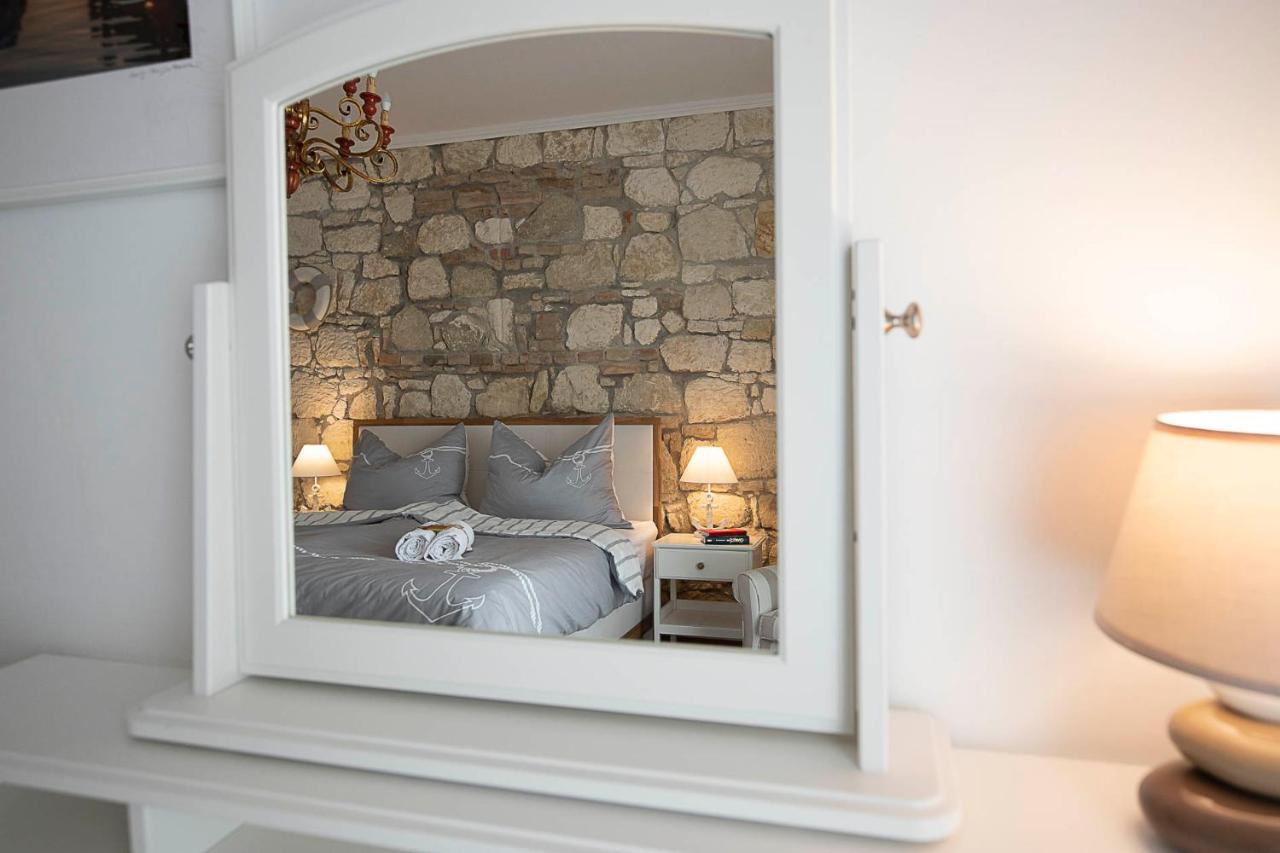 Captain'S Suite Neusiedl am See Bagian luar foto