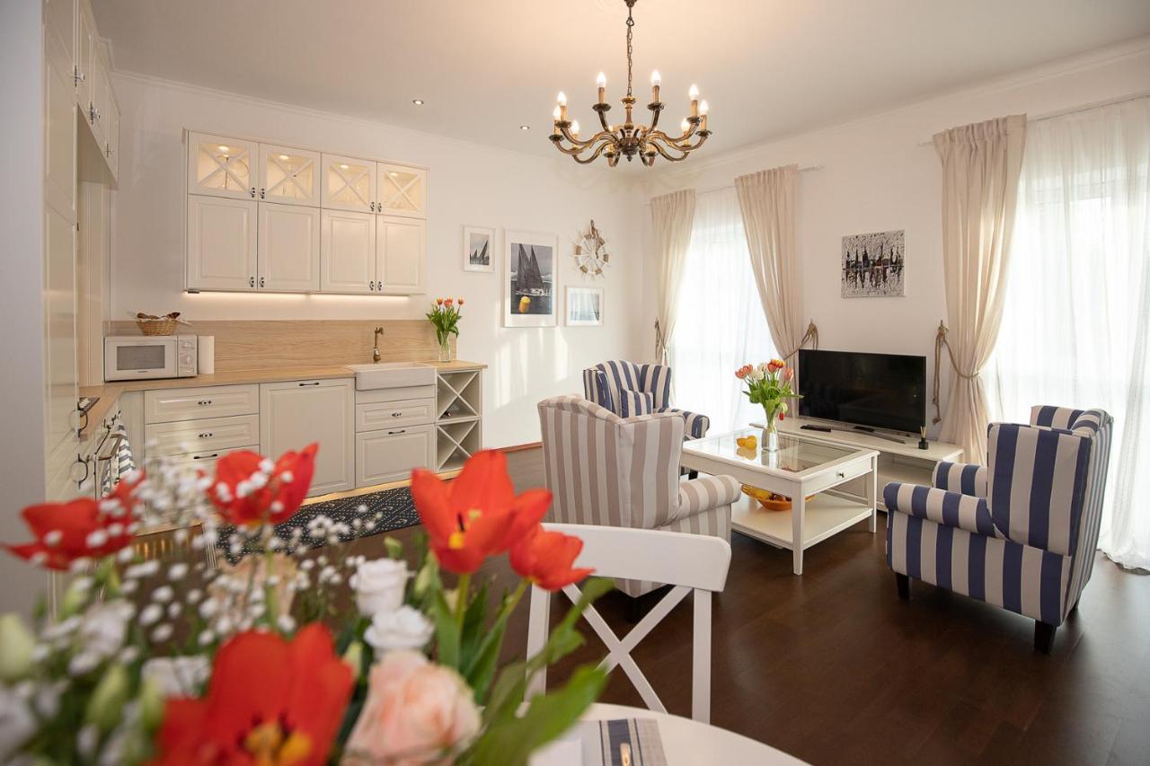 Captain'S Suite Neusiedl am See Bagian luar foto