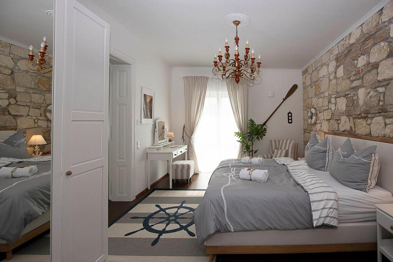 Captain'S Suite Neusiedl am See Bagian luar foto