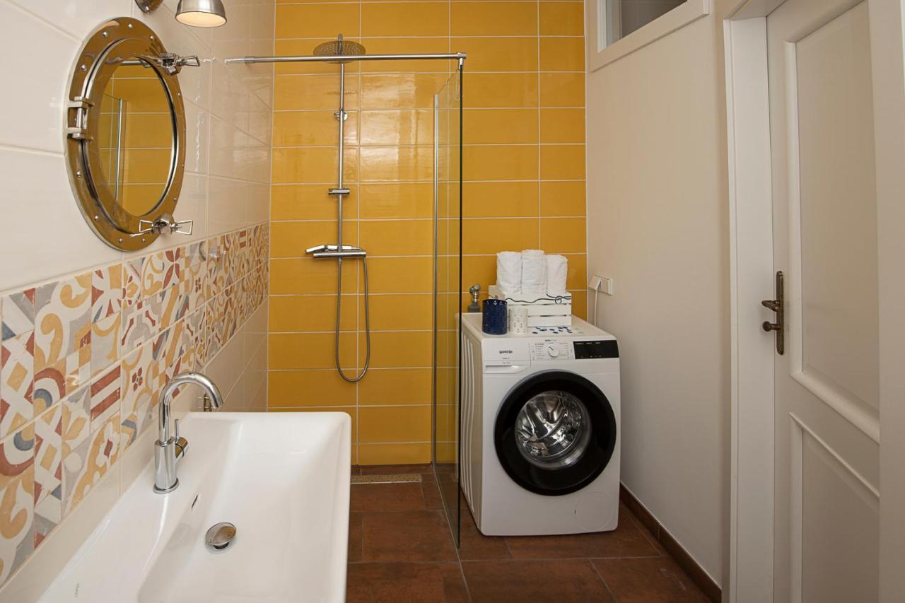 Captain'S Suite Neusiedl am See Bagian luar foto